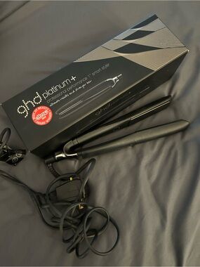ghd Platinum+ Professional Performance Smart Styler - Black